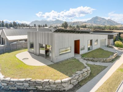 PASSIVE PRINCIPLES, CONTEMPORARY WANAKA LIVING