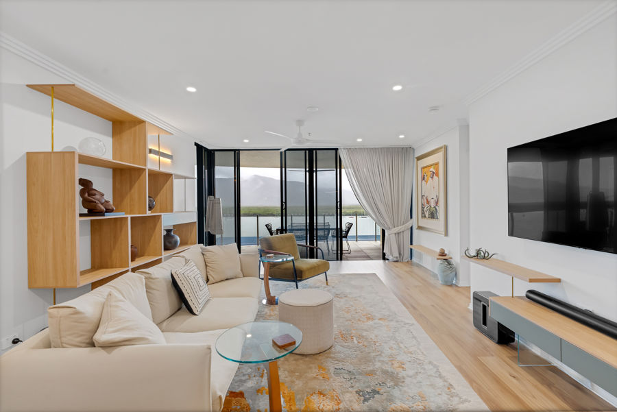 STYLISH, ELEGANT, IMMACULATE WATERFRONT HOME