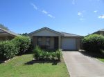 SPACIOUS FAMILY HOME CLOSE TO SCHOOLS AND SHOPS
