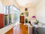 MID-CENTURY CLASSIC WITH STUDIO