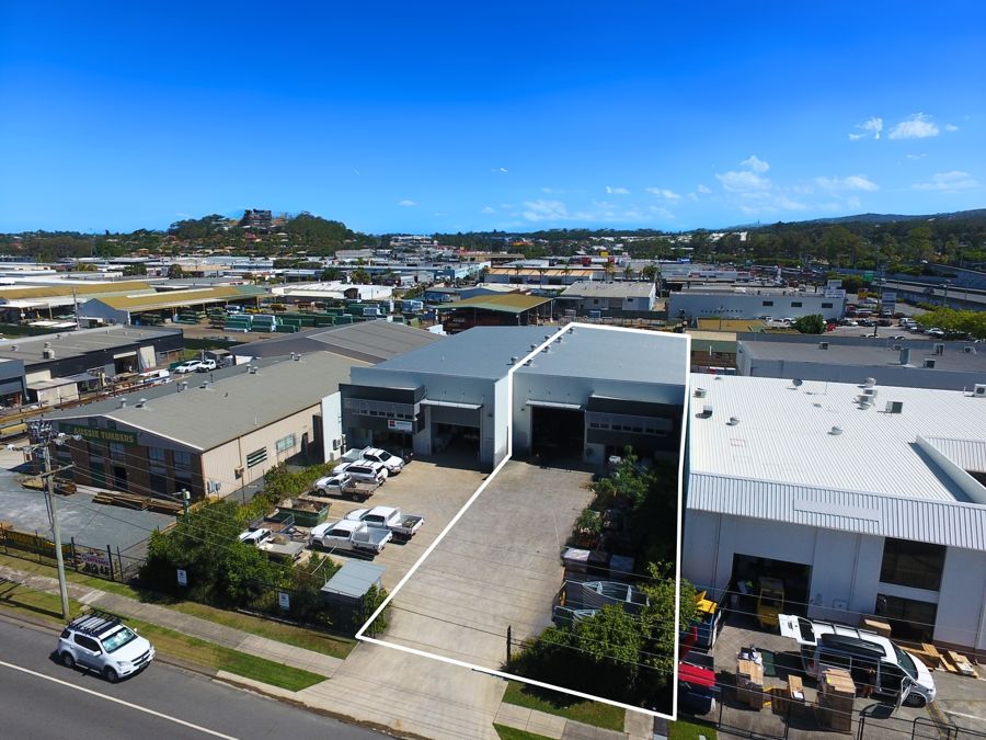 HIGH CLEARANCE WAREHOUSE