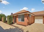 CONVENIENT LIVING IN EAST VIC PARK | WALK TO CAF&EACUTE;S & TRANSPORT