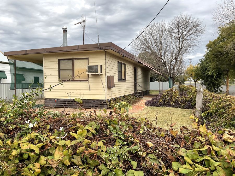 AFFORDABLE & VERSATILE - IDEAL HOME OR INVESTMENT OPPORTUNITY!