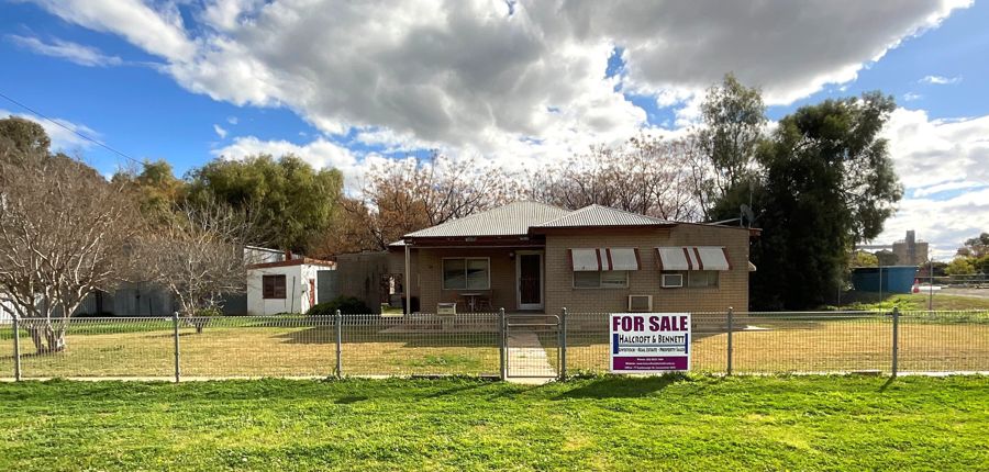 RENOVATOR'S OPPORTUNITY ON OVER AN ACRE