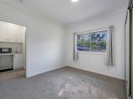 BRIGHT ONE BEDROOM FLAT &NDASH; PRIME MORISSET LOCATION