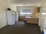 UNIT CLOSE TO CBD!