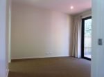 GRANNY/GARDEN FLAT 1 BDR 2YRS OLD SUNNY BRIGHT PRIVATE