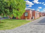 PERFECT LOCATION UNIT FOR RENT