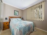 DOUBLE BRICK 3 BEDROOM HOUSE WITH HUGE YARD IN CRINGILA,WOLLONGONG