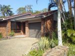 BYRON BAY - PRIVATE TWO BEDROOM DUPLEX IN GREAT LOCATION