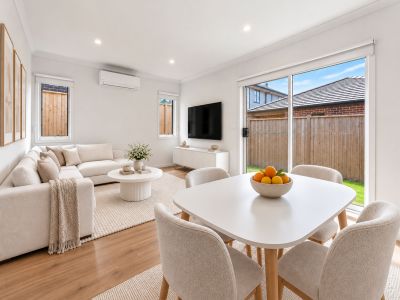 CONTEMPORARY COMFORT MADE FOR EASY FAMILY LIVING