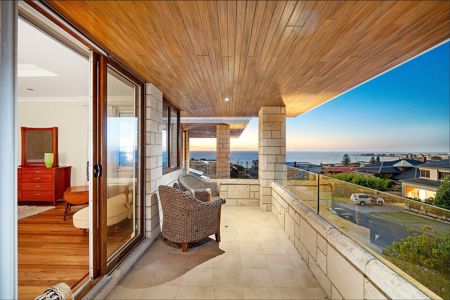 ARCHITECTURAL COASTAL MASTERPIECE WITH BREATH-TAKING OCEAN VIEWS