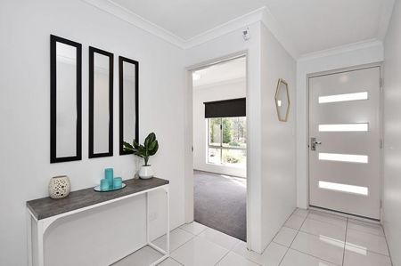 LOW-MAINTENANCE HOME OPPOSITE THE PARK, CLOSE TO EVERYTHING YOU NEED