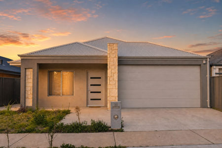 QUALITY FINISHES HOUSE FOR INVEST OR LIVE IN!