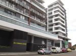 LUXURY NEAR NEW 2-BEDROOMS WITH WOOLWORTH RIGHT BELOW