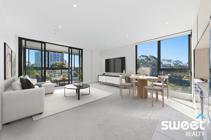 PERFECT FIRST HOME WITH SUNLIT WINTERGARDEN & UNMATCHED CONVENIENCE