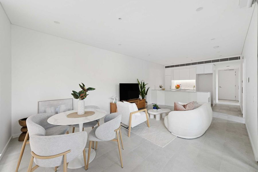 BRAND NEW LUXURY APARTMENT IN THE HEART OF MACQUARIE PARK
