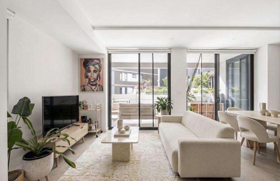 TRIPLE PREMIUM LOCATION | EXPANSIVE OUTDOOR LIVING MEETS MODERN LUXURY