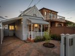 HAMPTONS STYLE WITH MODERN FAMILY COMFORT