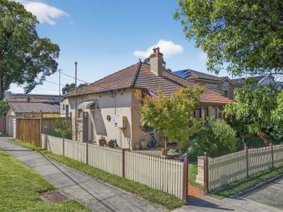 FAMILY HOME WITH FUTURE POTENTIAL IN A SOUGHT AFTER LOCATION