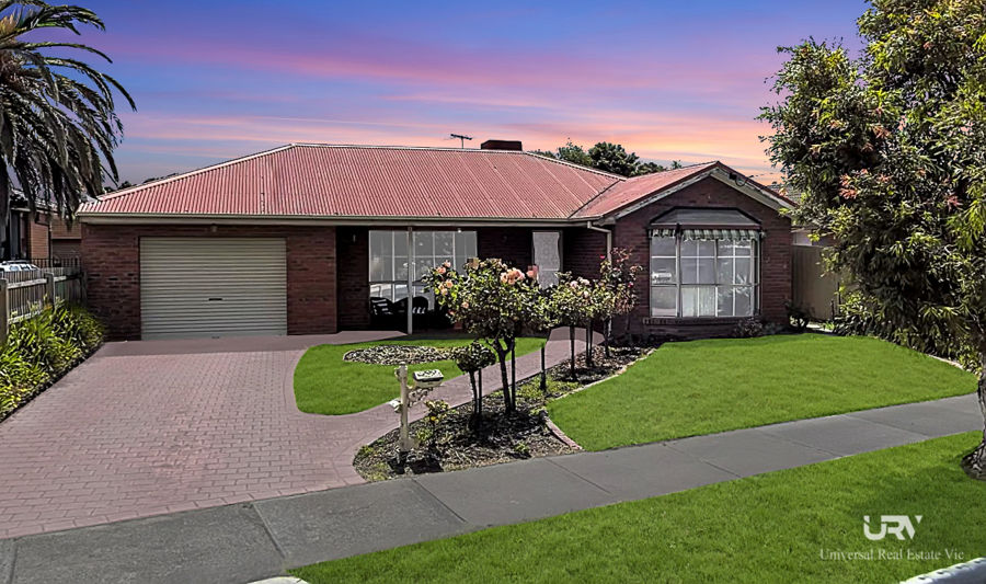 SPACE, STYLE & OPPORTUNITY - THE PERFECT CRAIGIEBURN ADDRESS !