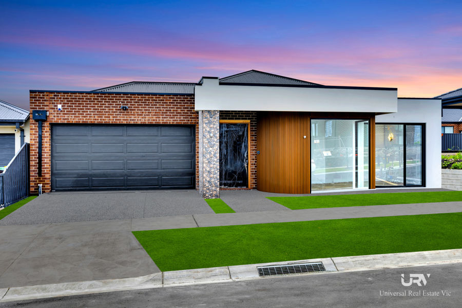 YOUR DREAM HOME WITH ALL LUXURY INCLUSIONS !!