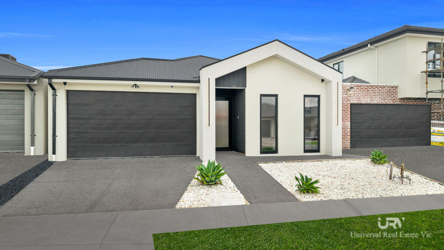 STYLISH FAMILY LIVING WITH SPACE, COMFORT & CONVENIENCE