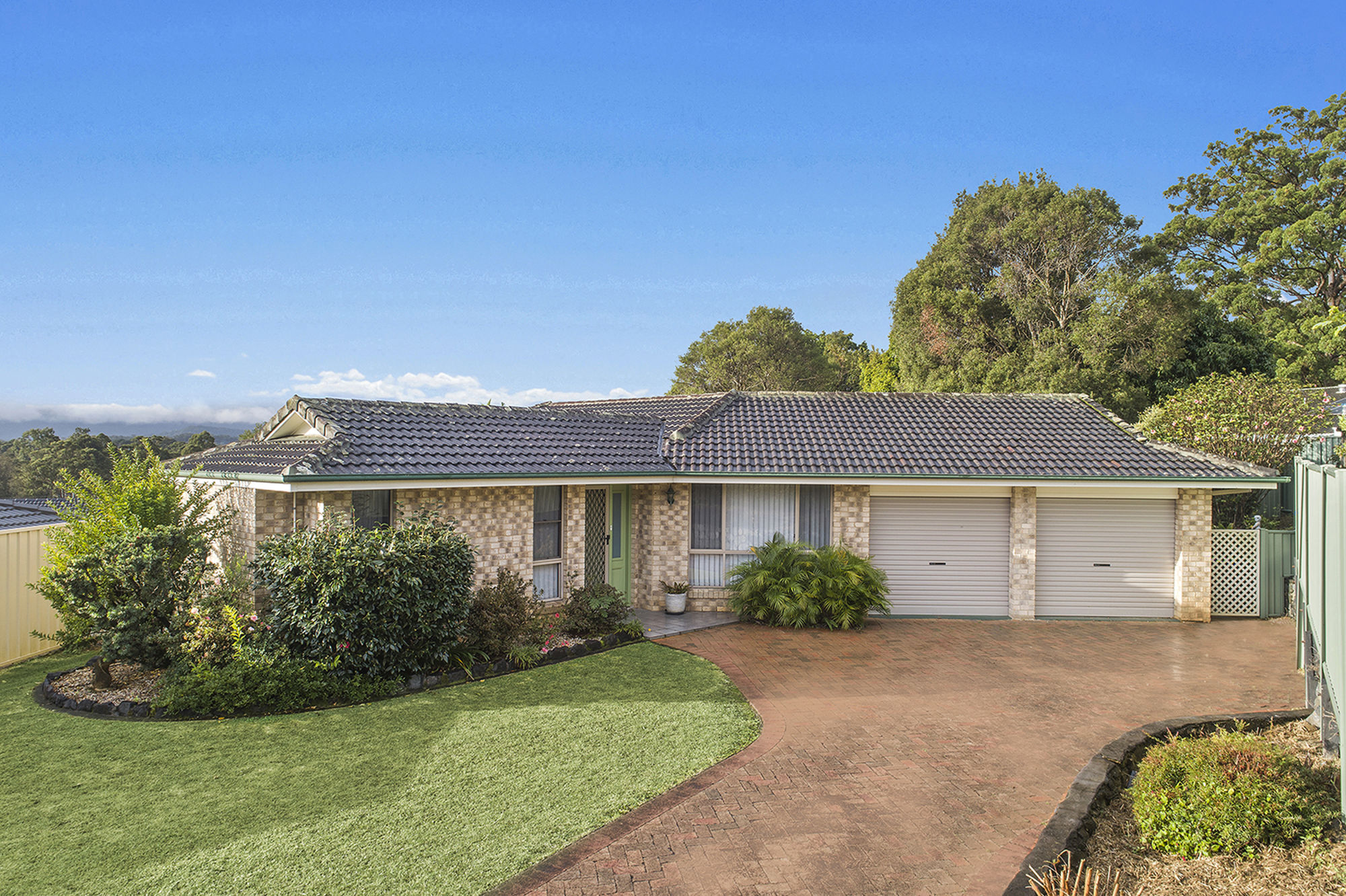 ELEVATED LIVING WITH EXCEPTIONAL CONVENIENCE