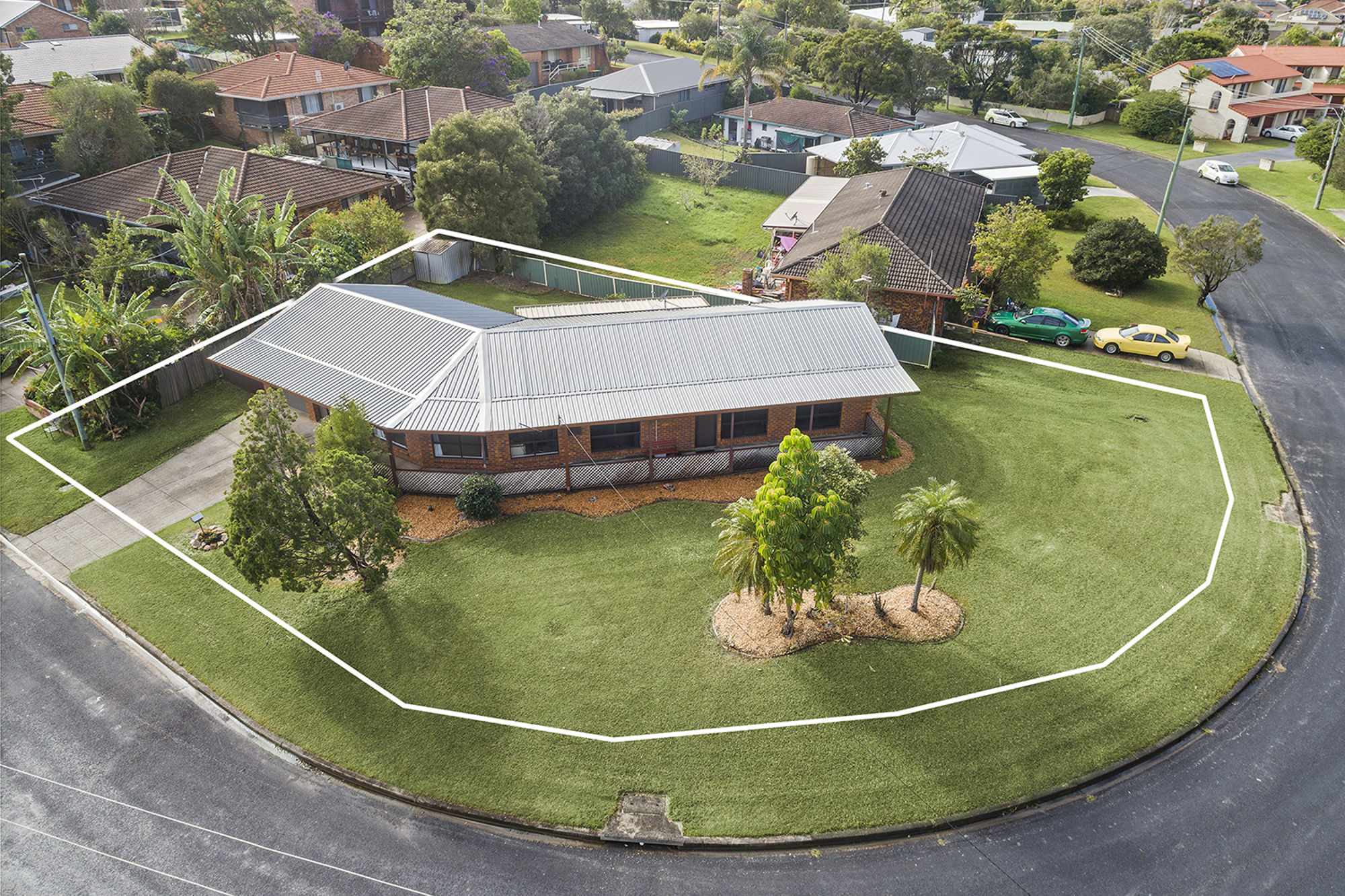 895M2 OF OPPORTUNITY IN THE HEART OF TOORMINA