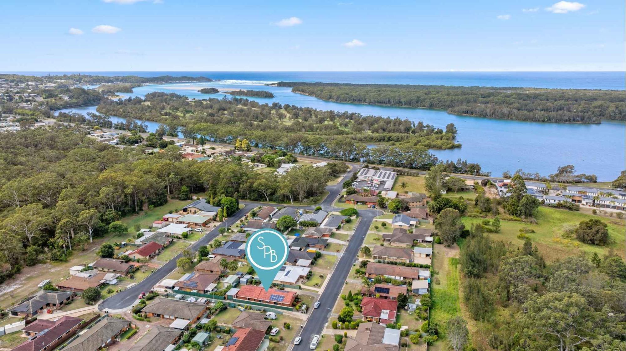 BIG, BRIGHT AND BEAUTIFULLY FINISHED - THIS ONE HAS 