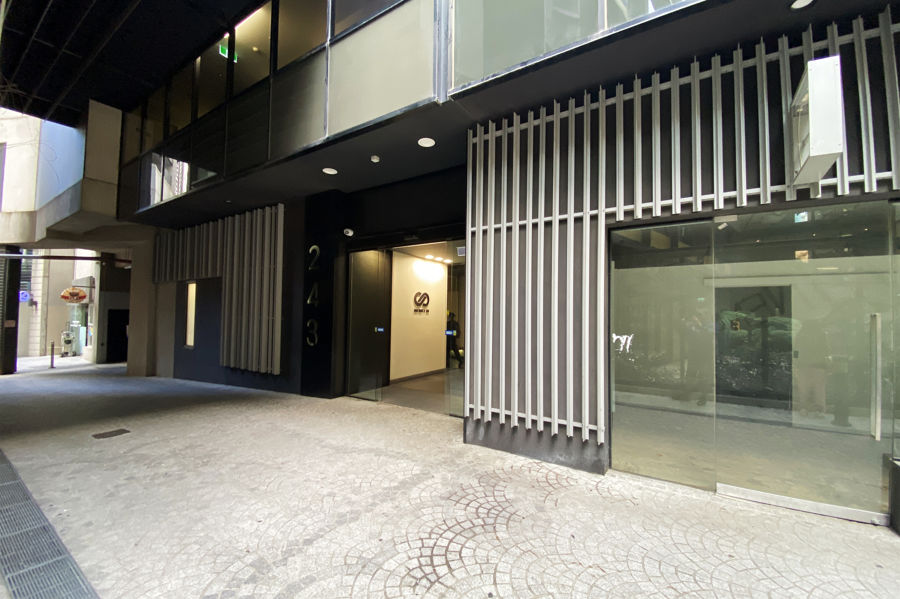 CITY CONVENIENCE WITH MODERN COMFORT & LIFESTYLE APPEAL