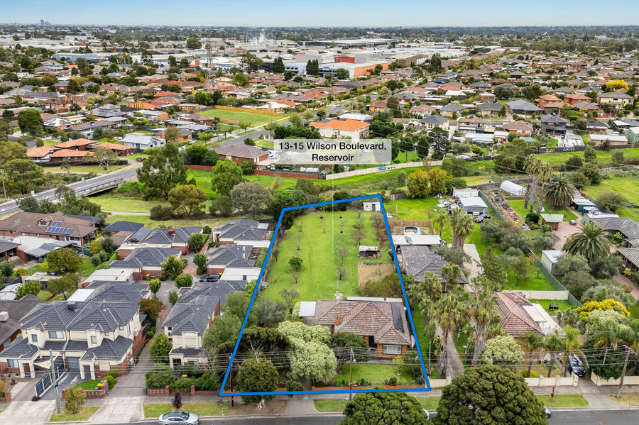 FIRST TIME OFFERED IN 57 YEARS - 2510M² RARE & AVAILABLE