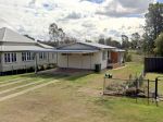 TWO BEDROOM UNIT IN A QUIET CUL-DE-SAC