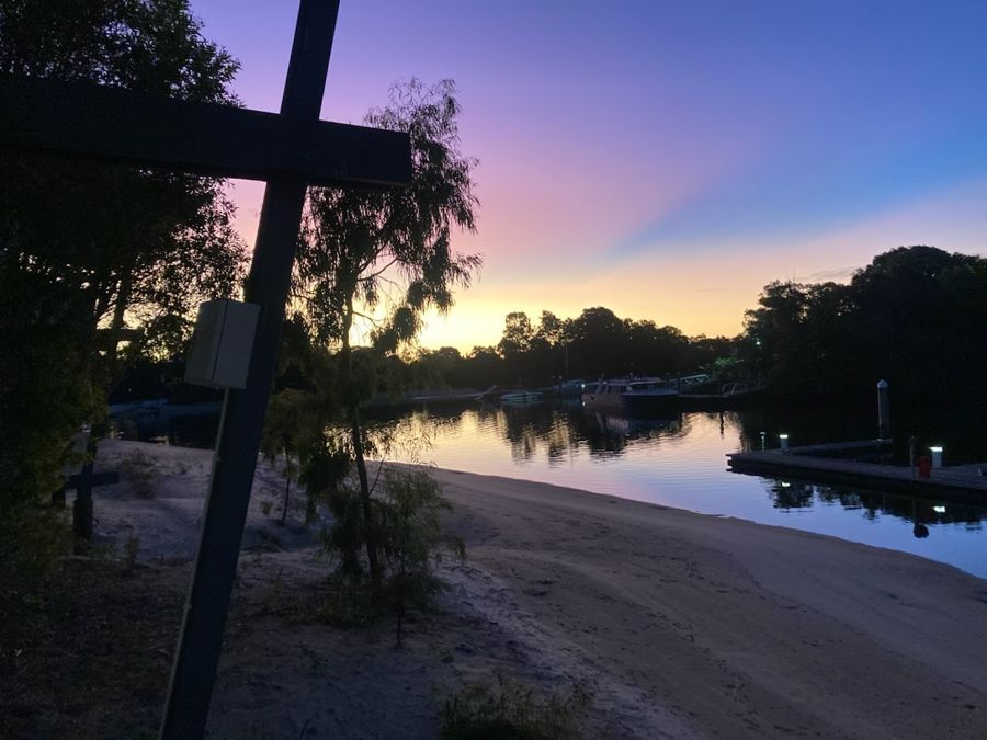 ONE OF THE BEST PRESENTED APARTMENTS ON THE ISLAND - FULLY OFF GRID