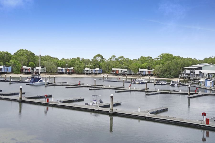 MARINA WATERFRONT 1 BED APARTMENT