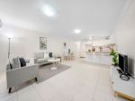 MODERN GROUND FLOOR COURTYARD APARTMENT