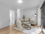 RENOVATED RIVER PRECINCT APARTMENT