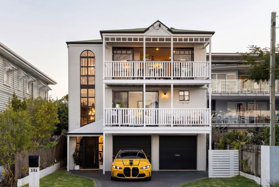 MIRADOR | THREE LEVELS OF LUXURY WITH BAY VIEWS TO MORETON ISLAND