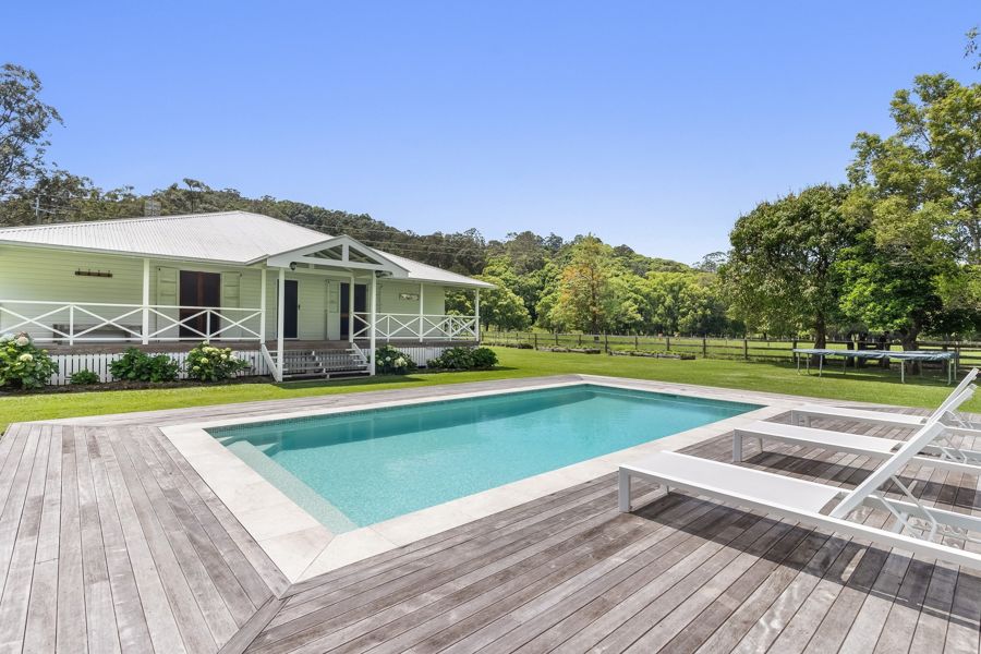 THE COMPLETE BURRINGBAR LIFESTYLE PROPERTY - 35 PRIVATE ACRES OF CHARACTER, CHARM AND OPPORTUNITY