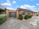 CONVENIENT SINGLE LEVEL LIVING!