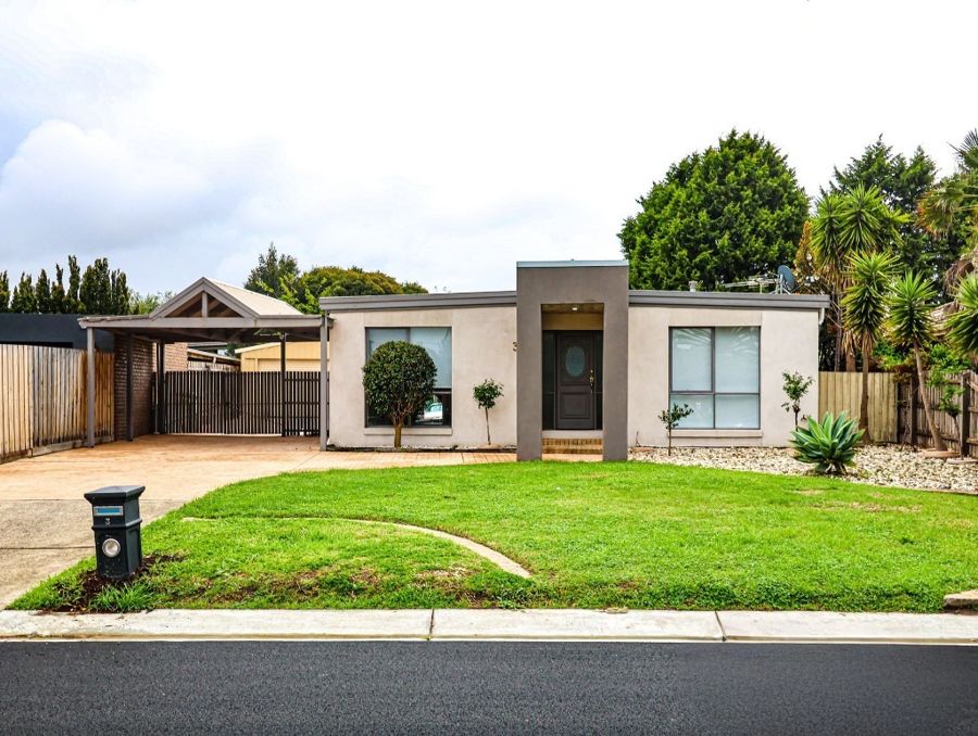 FOR SALE - PRIME INFILL DEVELOPMENT SITE WITH STRONG INCOME POTENTIAL