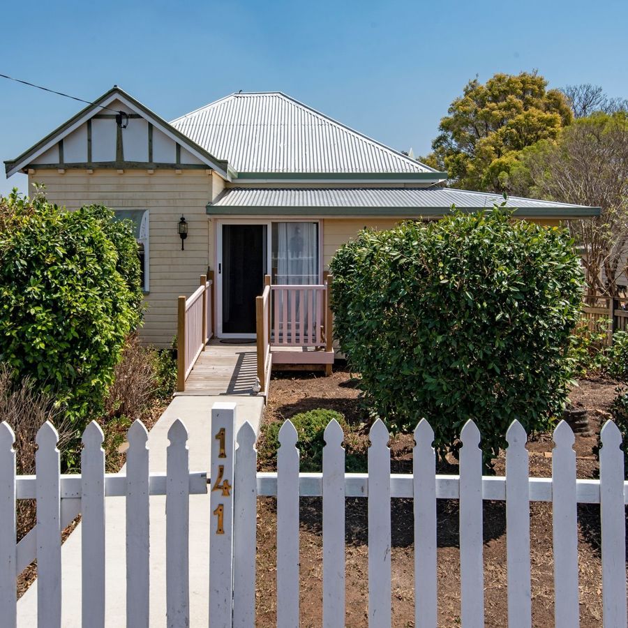 DELIGHTFUL COTTAGE IN THE HEART OF GOOMBUNGEE!