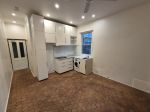 STUDIO WITH PRIVATE COURTYARD IN GLEBE'S MAIN STREET
