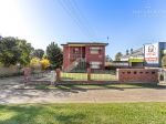 CHARMING TWO-BEDROOM UNIT