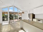 LIGHT FILLED 2 BEDROOM APARTMENT IN BYRON BAY&RSQUO;S GOLDEN GRID