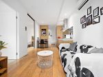 STRONG INVESTMENT RETURNS OR CREATE A DREAM LIFESTYLE IN MELBOURNE'S CBD