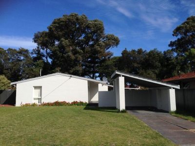 MODERN 3 BED RENTAL, CLOSE TO SHOPPING