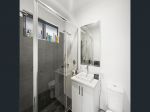 CONTEMPORARY LIVING WITH ROOM TO GROW