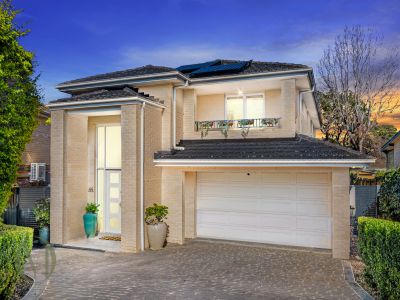 A CUSTOM DESIGNED HOME OF GRAND PROPORTIONS AND ELEGANCE