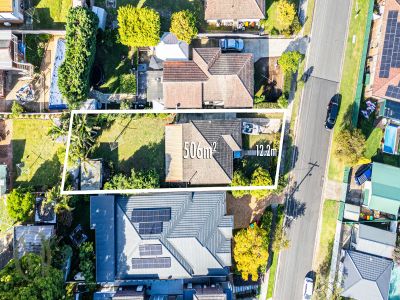 FIRST TIME OFFERED IN 70 YEARS : ENDLESS POTENTIAL ON A GENEROUS BLOCK WITH MULTIPLE OUTBUILDINGS